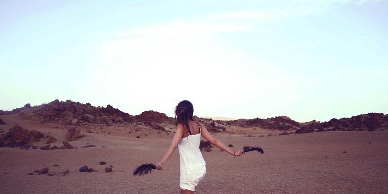 《最终幻想》系列深度评测：史克威尔艾尼克斯如何重塑角色扮演游戏的定义